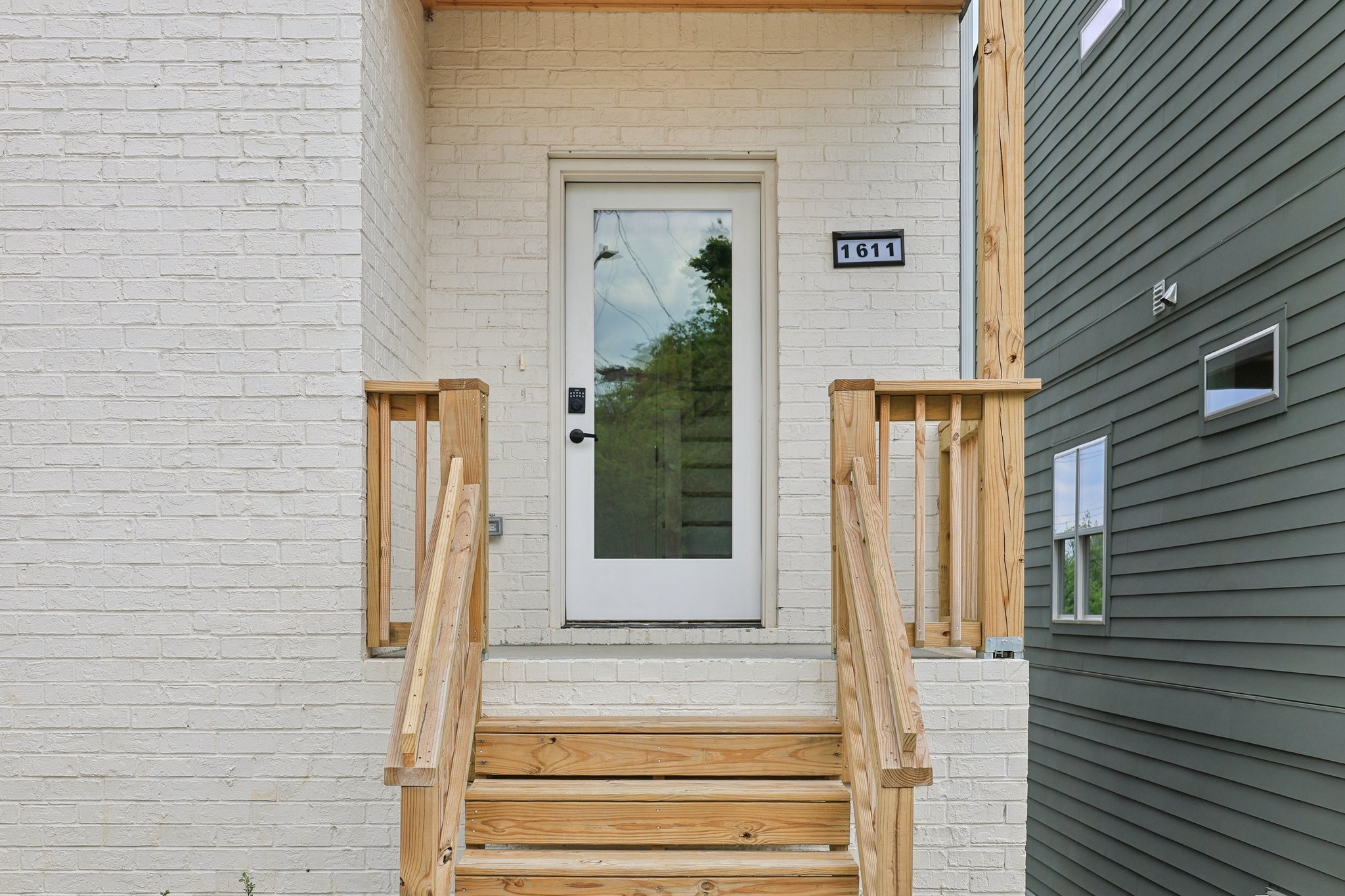 1611 Hampton Street Nashville TN 37207