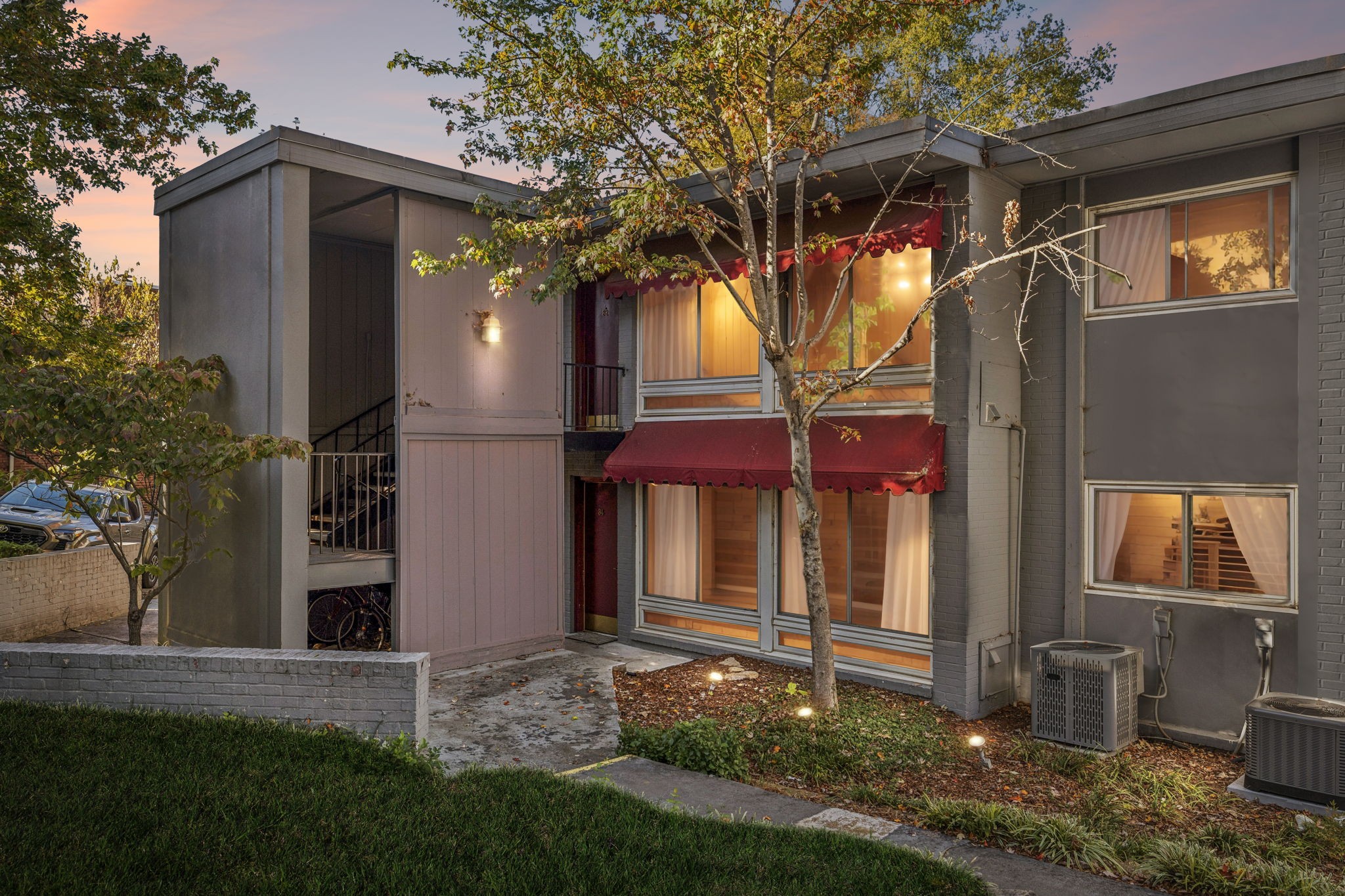 201 Acklen Park Drive Nashville TN 37203