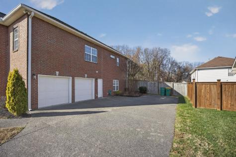1702 Catalpa Court Thompsons Station TN 37179