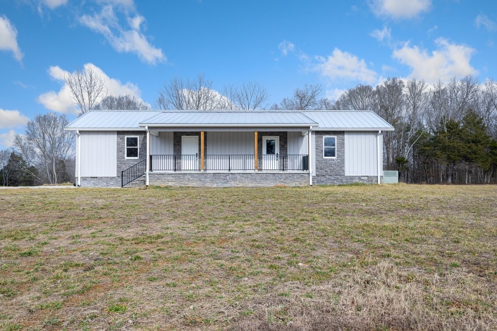 3575 Old Rock Island Road Rock Island TN 38581
