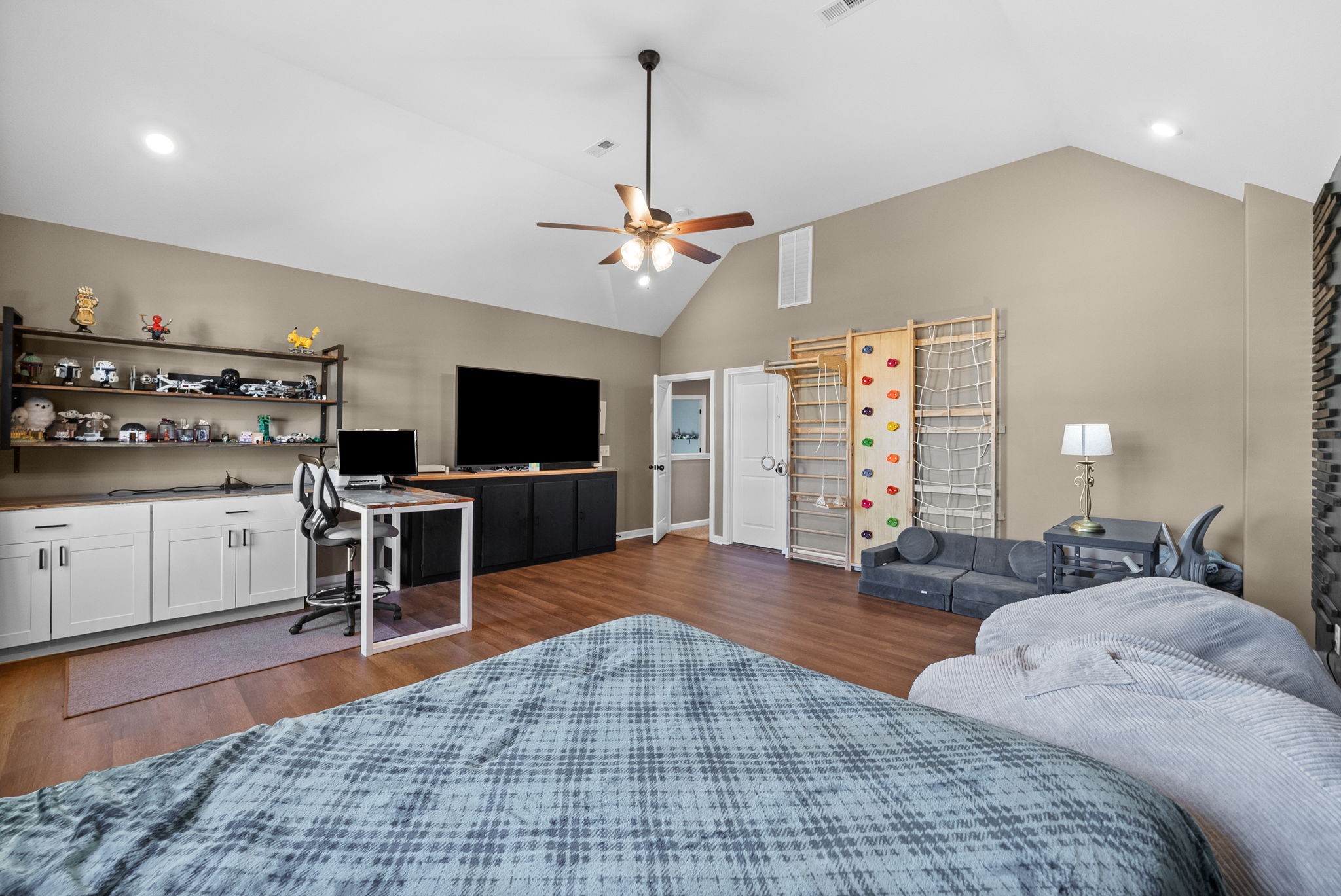 1483 Kingbird Drive Clarksville TN 37040