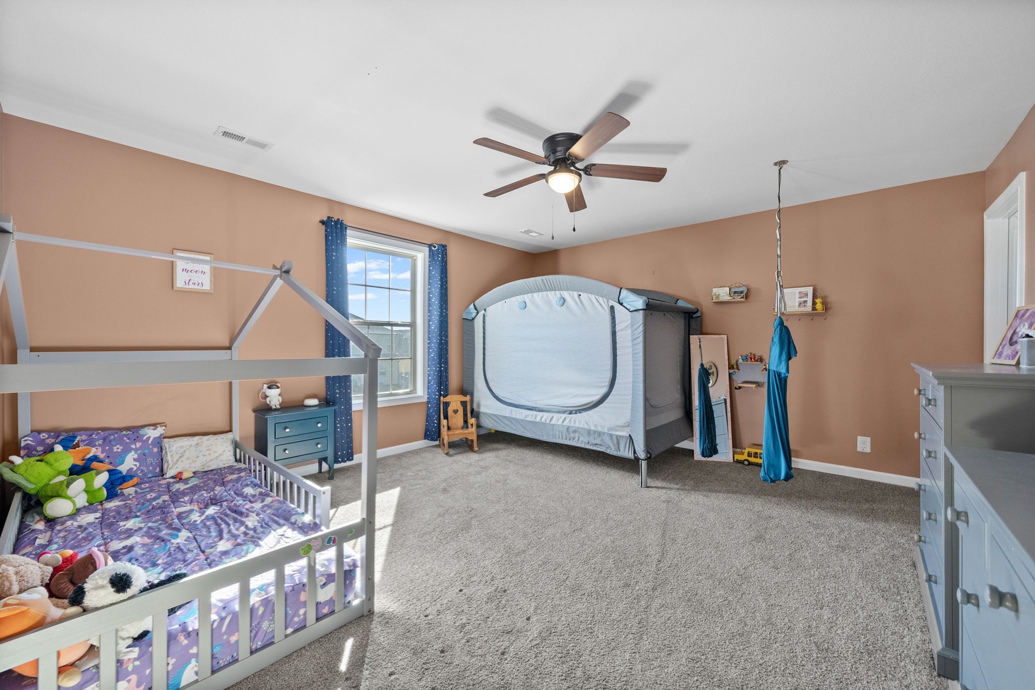 1483 Kingbird Drive Clarksville TN 37040