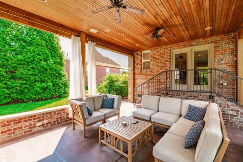 1077 Avery Trace Circle Hendersonville TN 37075