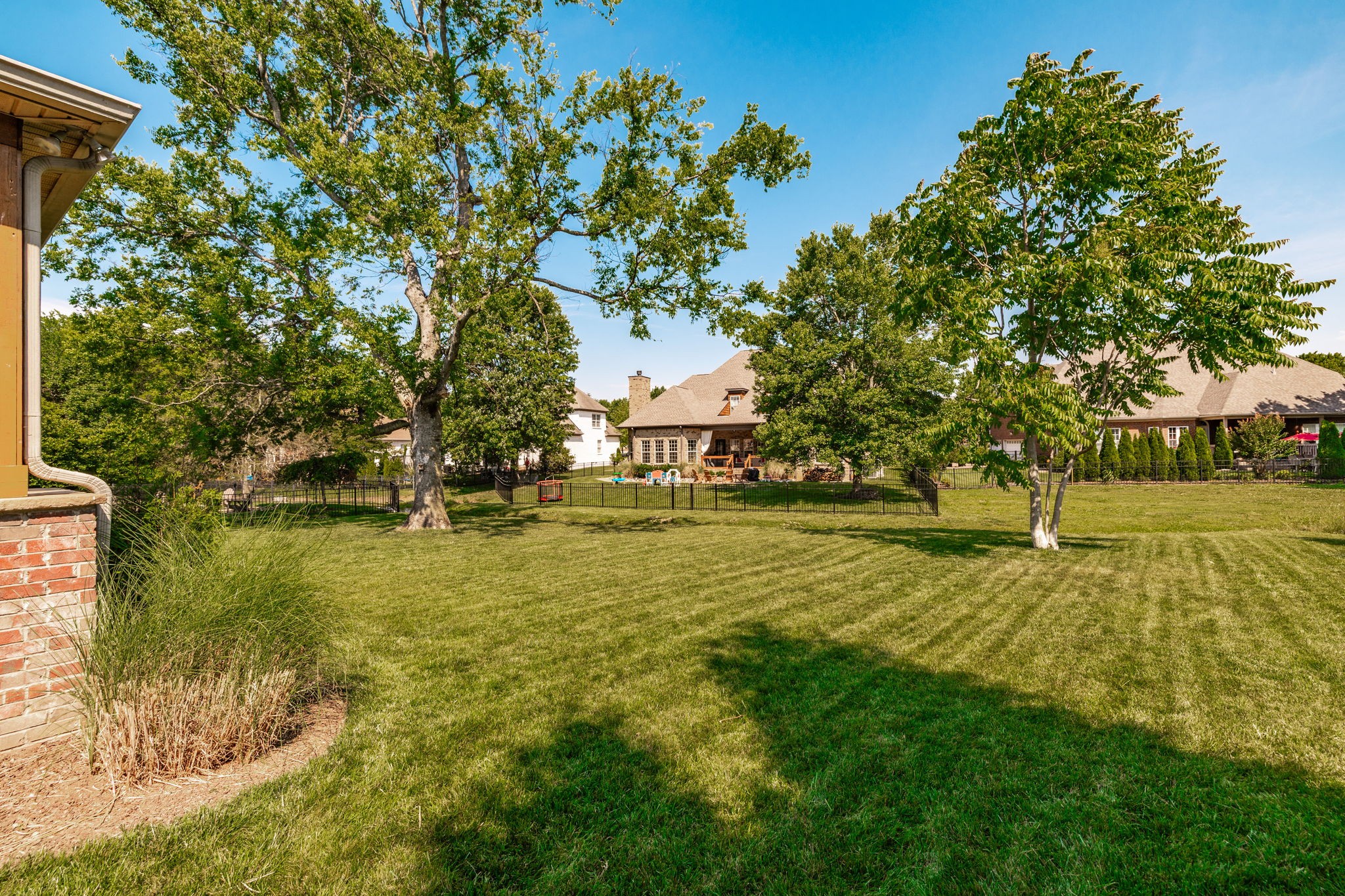 1077 Avery Trace Circle Hendersonville TN 37075
