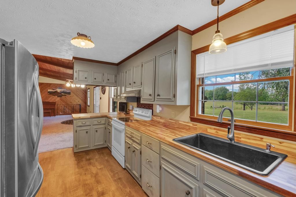 1992 Locke Bend Road Mcminnville TN 37110