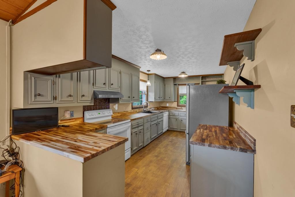 1992 Locke Bend Road Mcminnville TN 37110