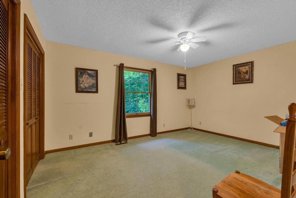 1992 Locke Bend Road Mcminnville TN 37110