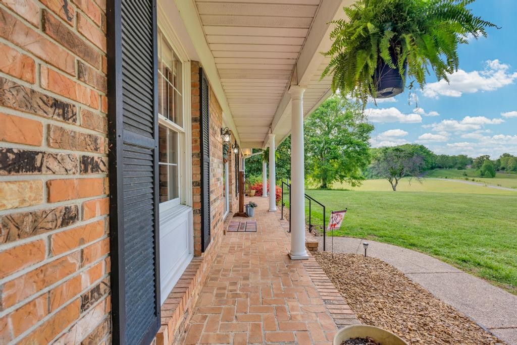 1992 Locke Bend Road Mcminnville TN 37110