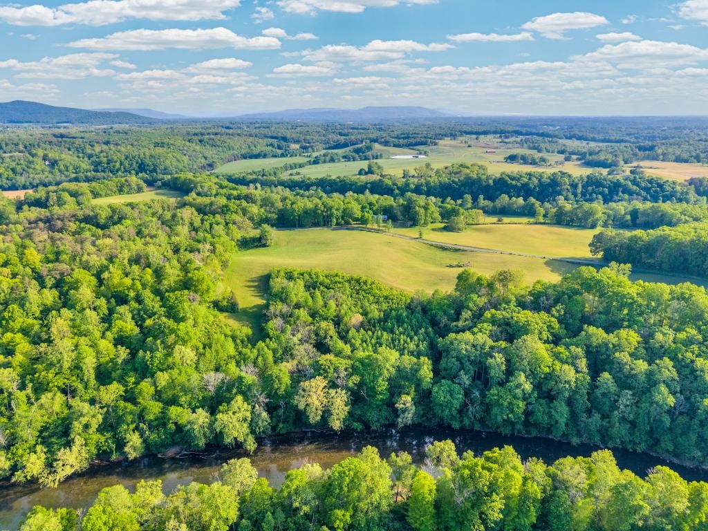 1992 Locke Bend Road Mcminnville TN 37110