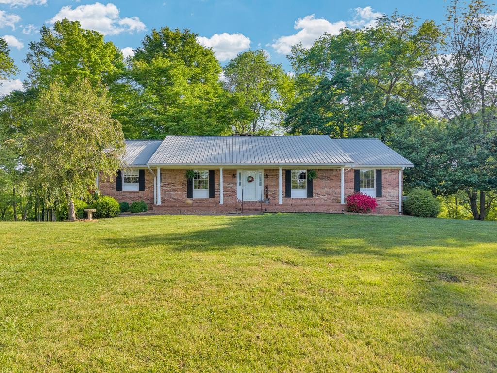 1992 Locke Bend Road Mcminnville TN 37110