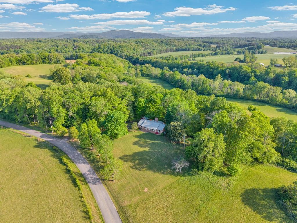 1992 Locke Bend Road Mcminnville TN 37110