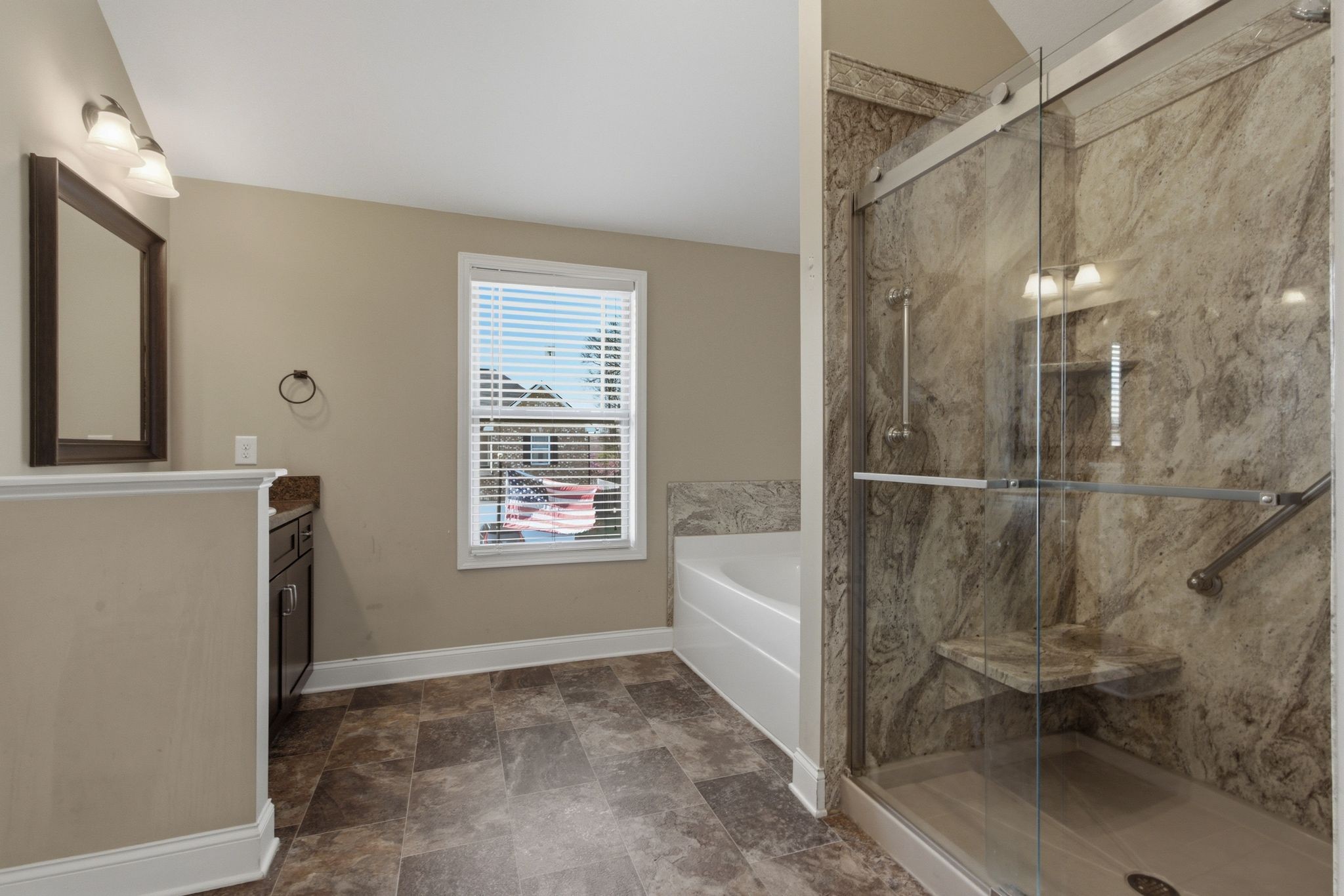 1749 Auburn Lane Columbia TN 38401