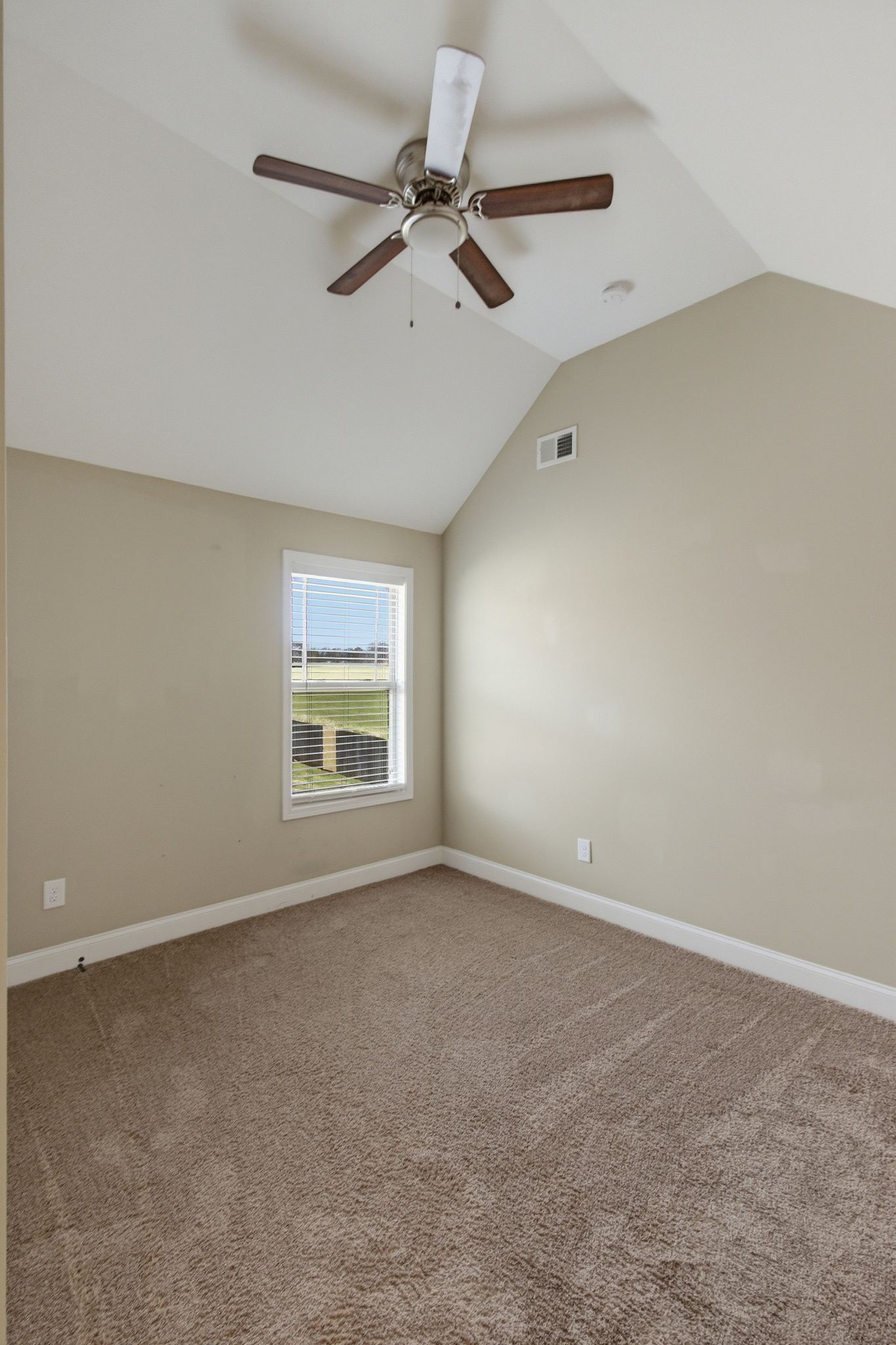 1749 Auburn Lane Columbia TN 38401