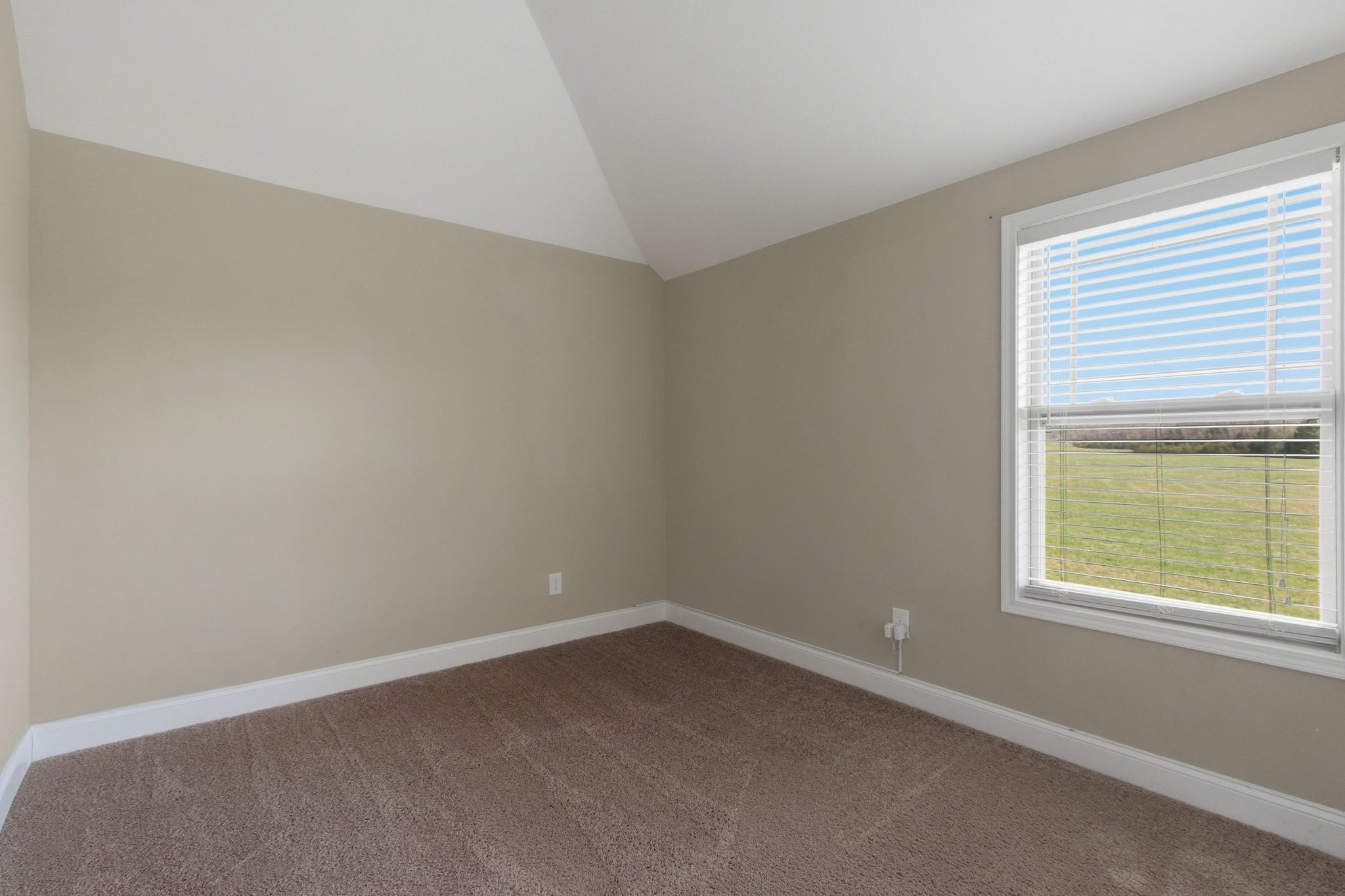 1749 Auburn Lane Columbia TN 38401