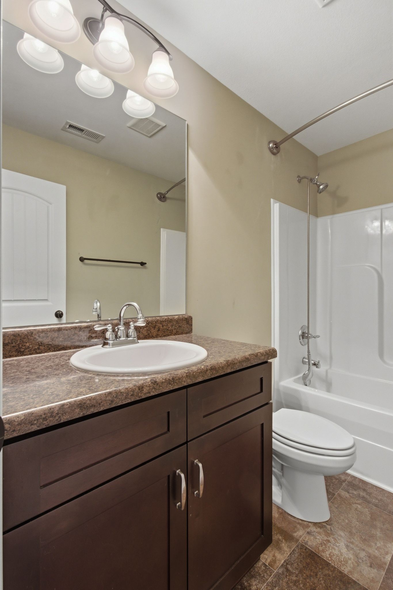 1749 Auburn Lane Columbia TN 38401