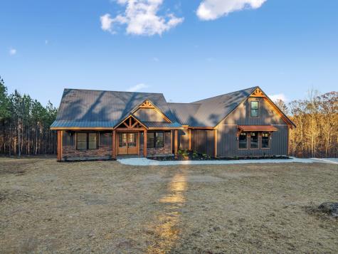 3993 Highway 231 Erin TN 37061