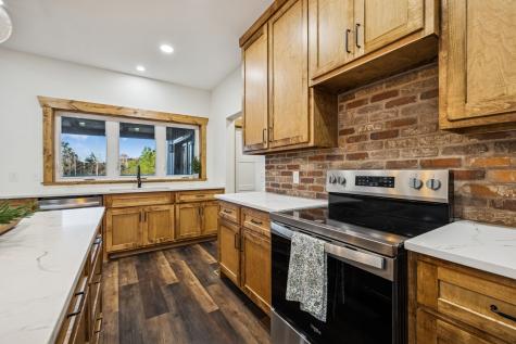 3993 Highway 231 Erin TN 37061