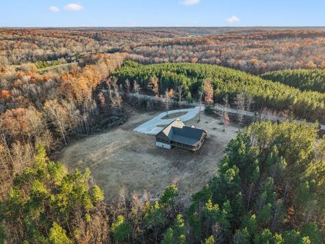 3993 Highway 231 Erin TN 37061