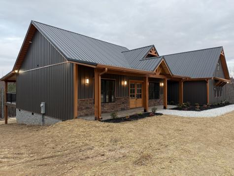 3993 Highway 231 Erin TN 37061