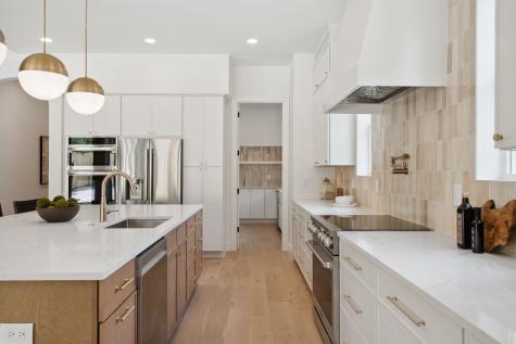 69 Creighton Avenue Nashville TN 37206