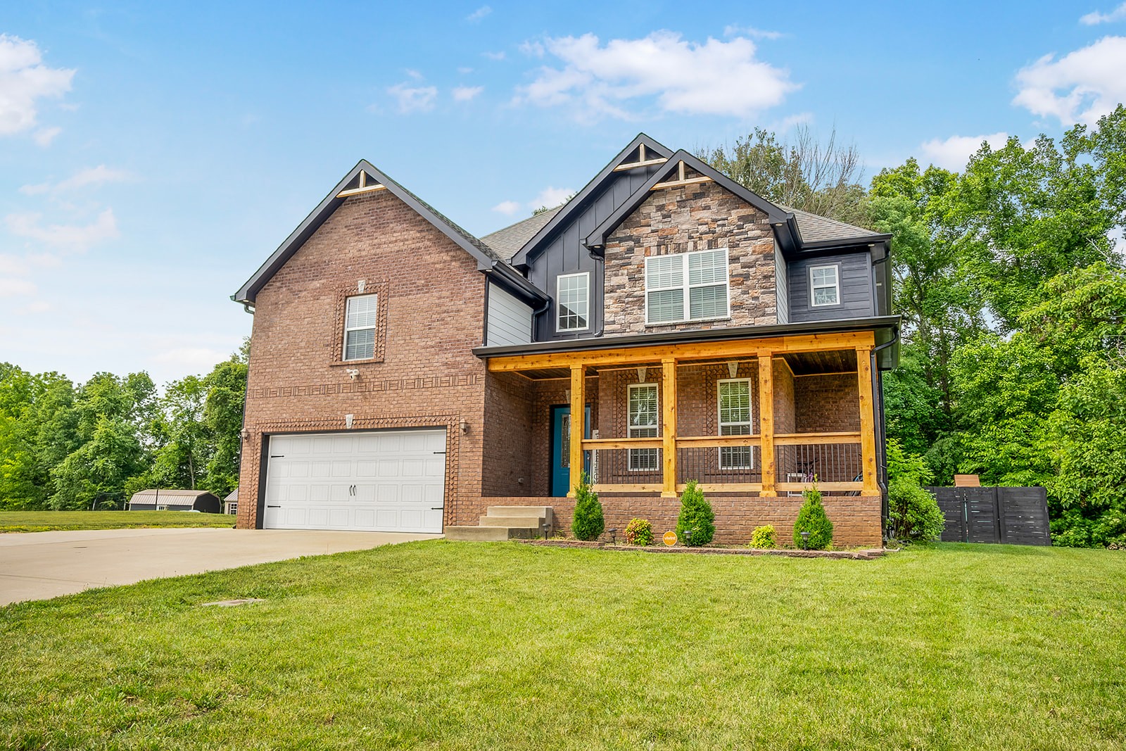 3552 Aurora Drive Clarksville TN 37040