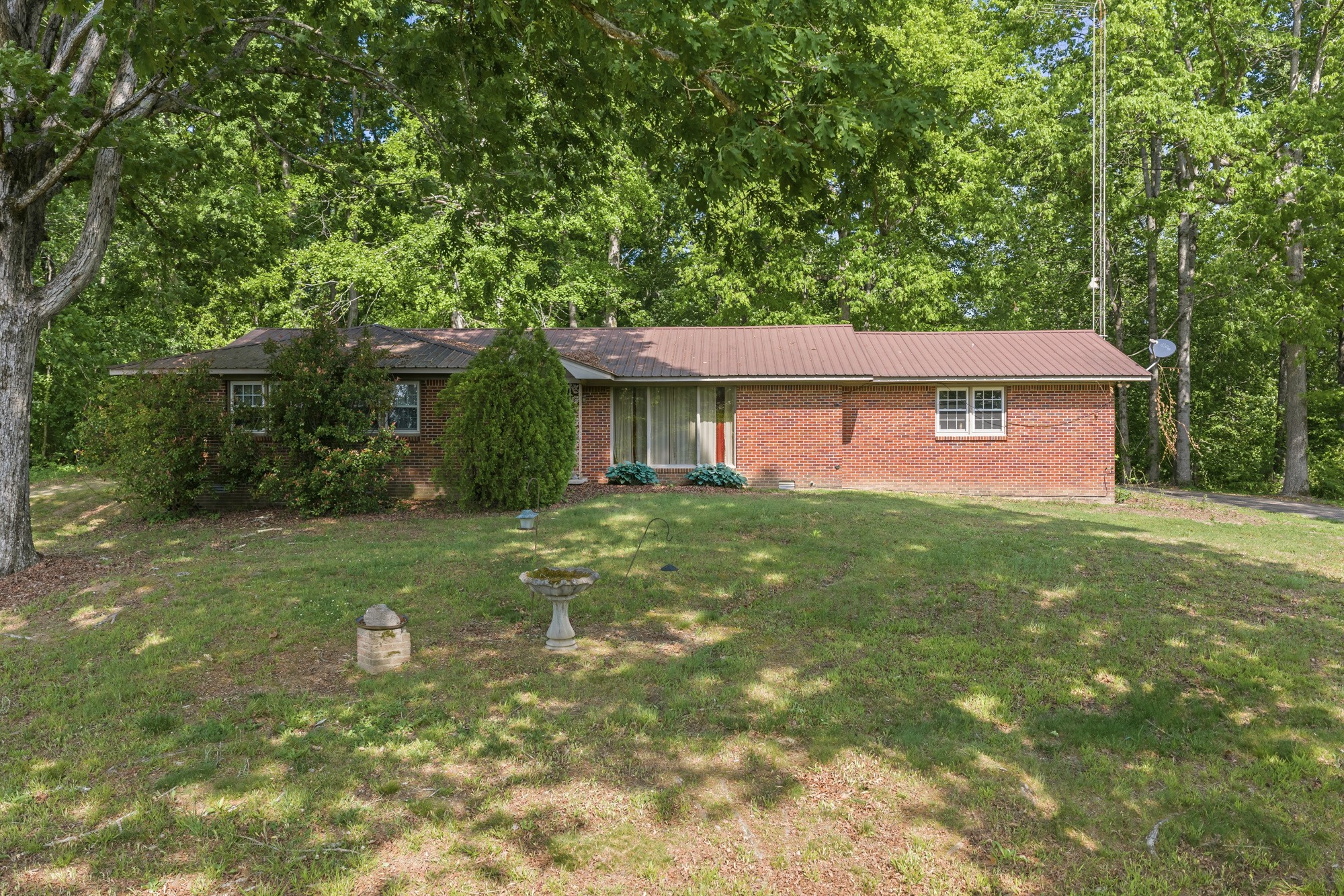 4536 Brooksie Thompson Road Decaturville TN 38329