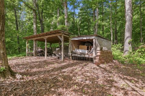 4536 Brooksie Thompson Road Decaturville TN 38329