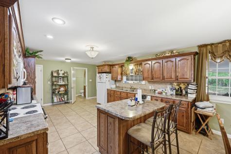 4536 Brooksie Thompson Road Decaturville TN 38329