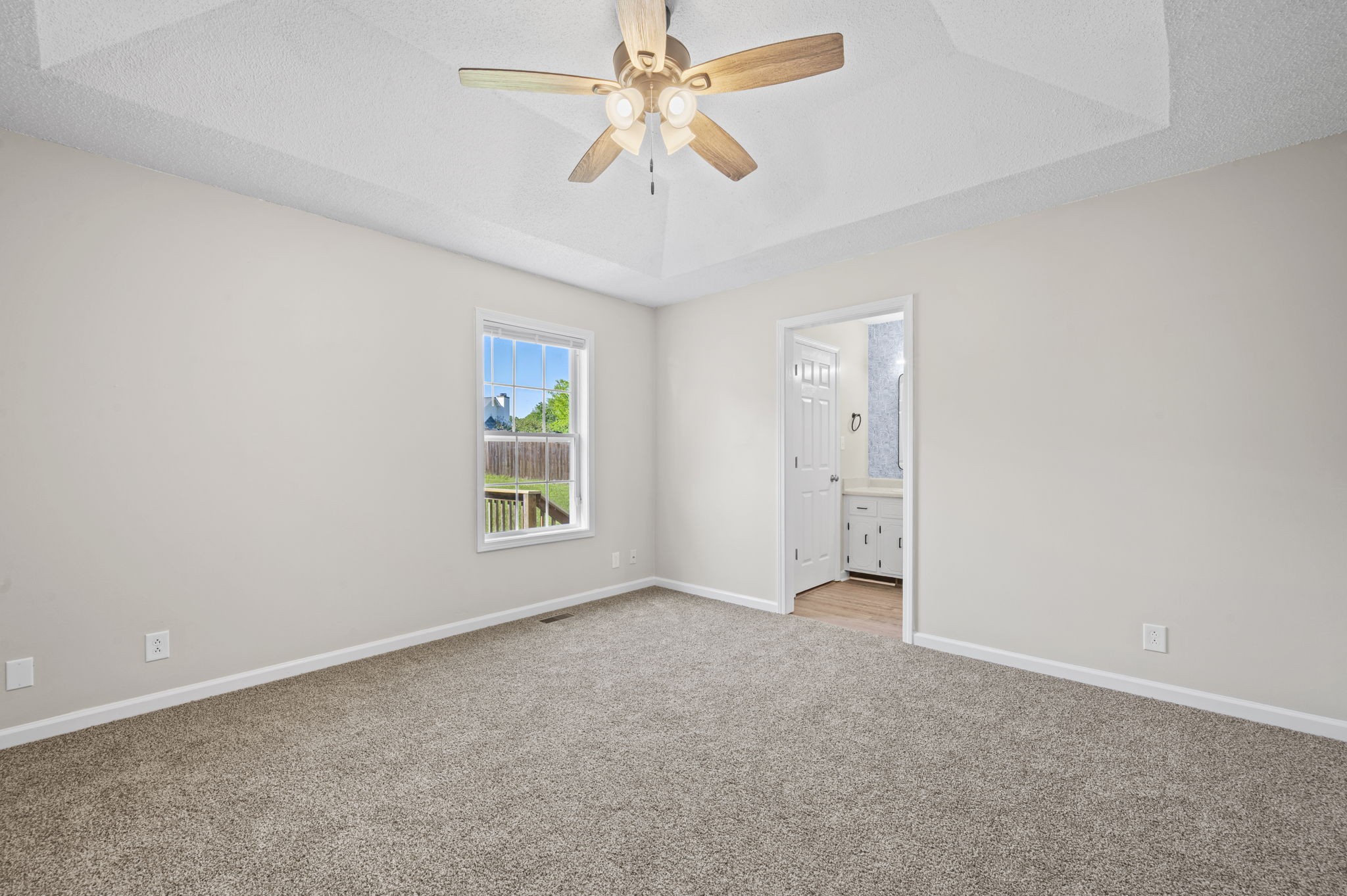 1043 Holly Rock Court Clarksville TN 37040