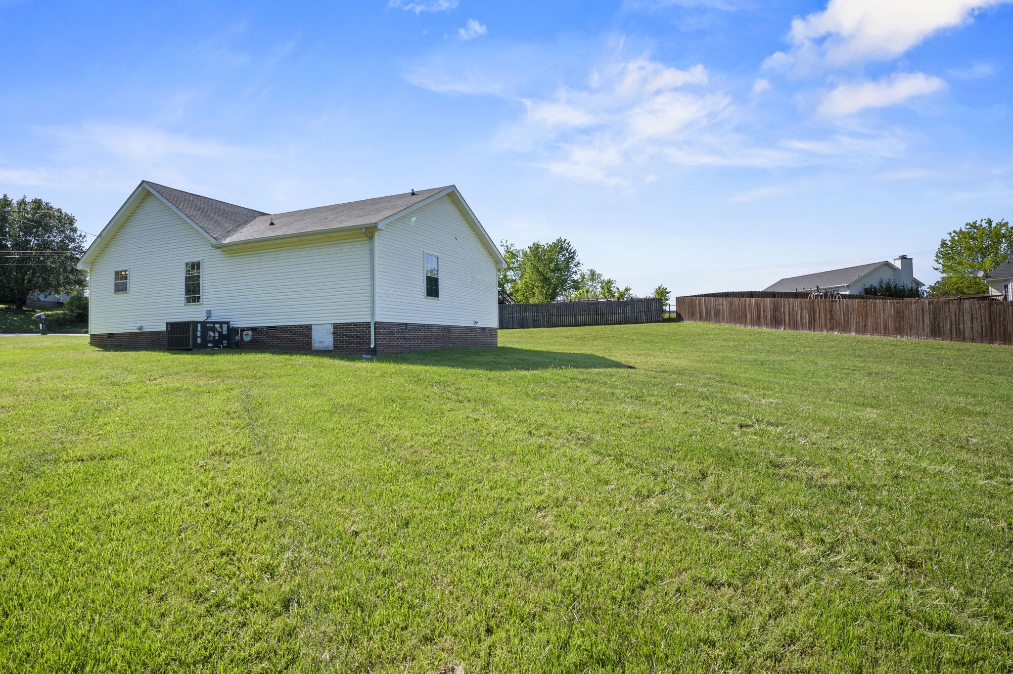 1043 Holly Rock Court Clarksville TN 37040