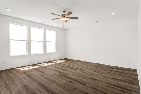 8049 Netterfield Drive White House TN 37188