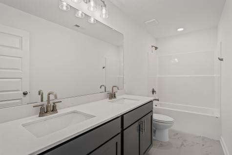 8049 Netterfield Drive White House TN 37188