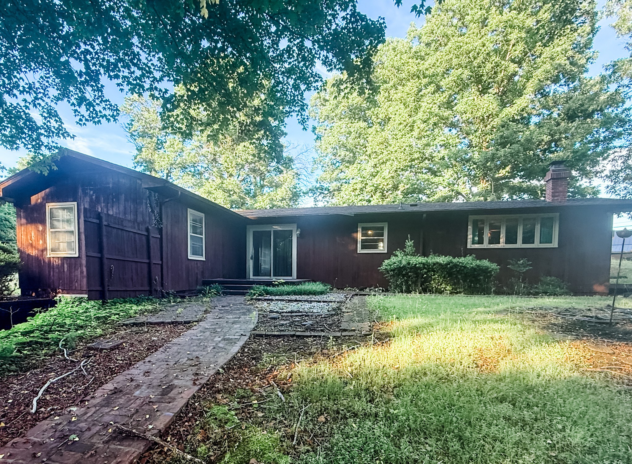 1692 Gratton Road Clarksville TN 37043