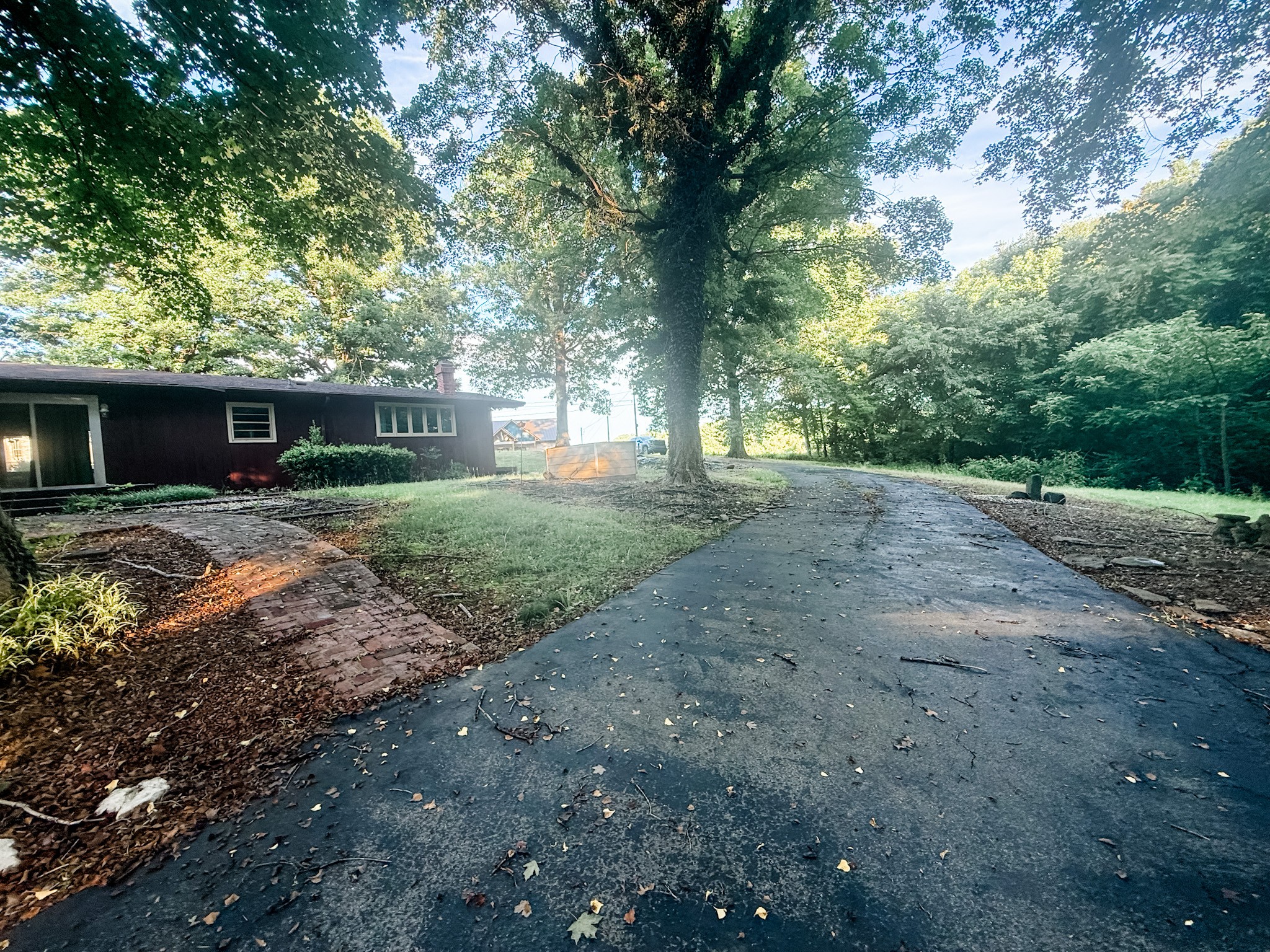 1692 Gratton Road Clarksville TN 37043
