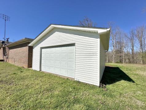 115 S Oak Drive Collinwood TN 38450