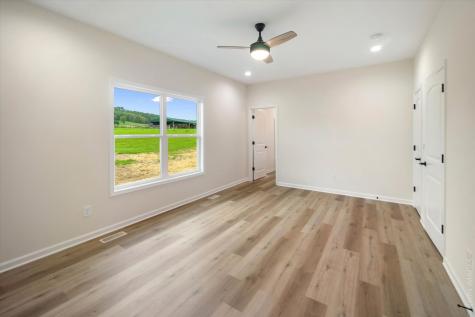 647 Chipman Road Bethpage TN 37022