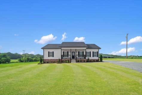 647 Chipman Road Bethpage TN 37022