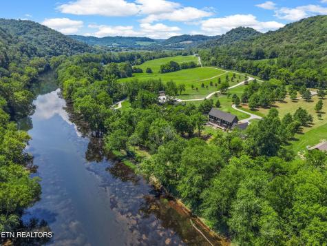 84 Judd Lane Lancaster TN 38569
