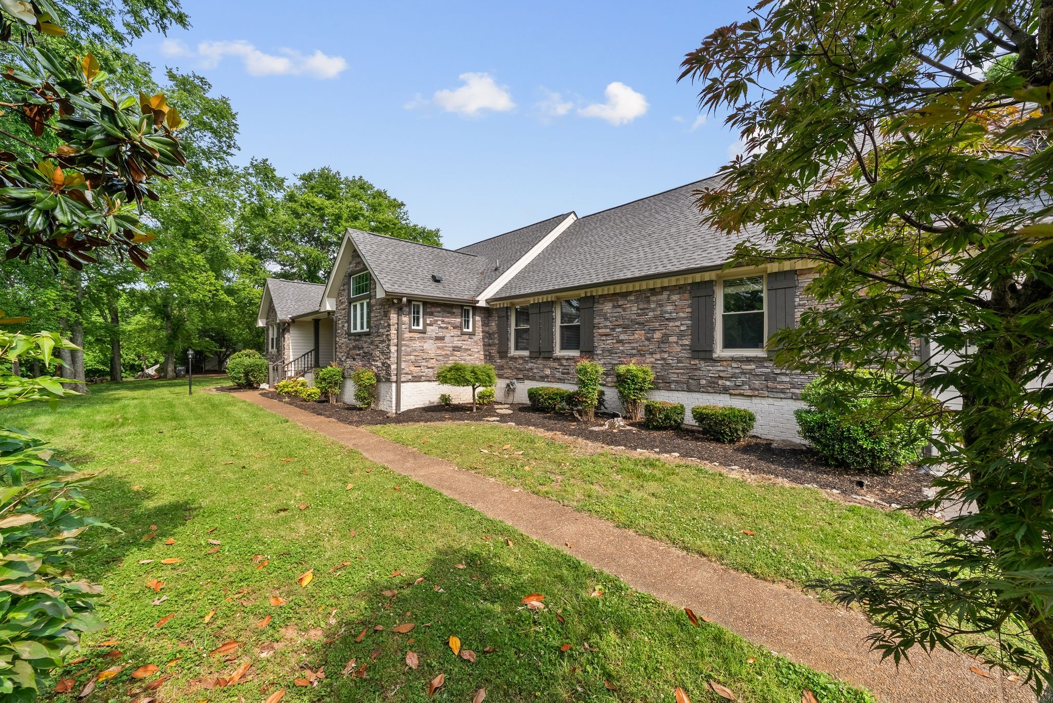 6476 Lickton Pike Goodlettsville TN 37072