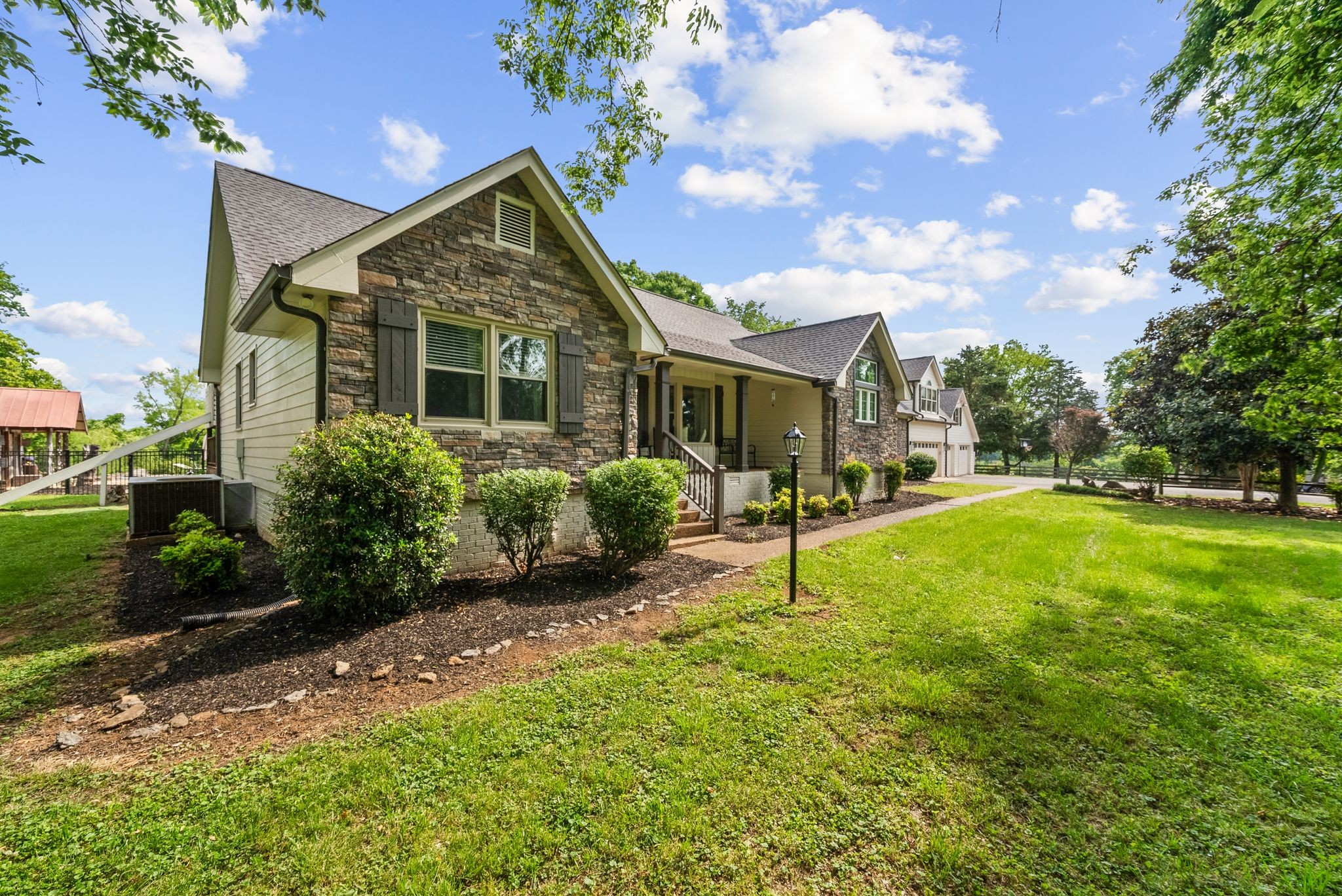 6476 Lickton Pike Goodlettsville TN 37072