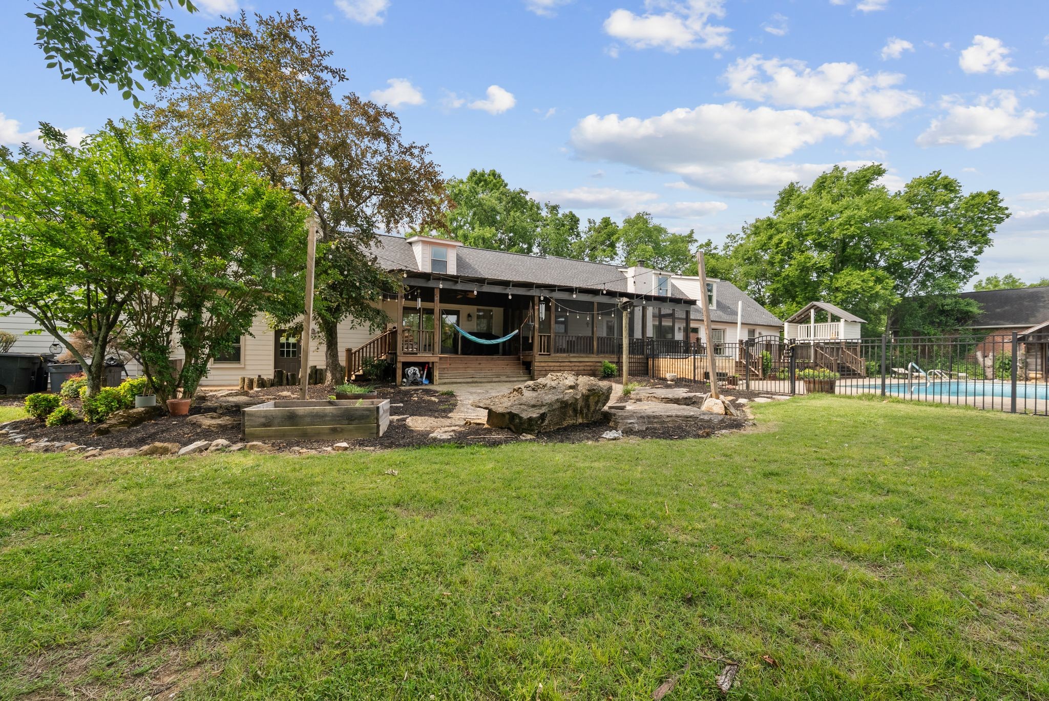6476 Lickton Pike Goodlettsville TN 37072