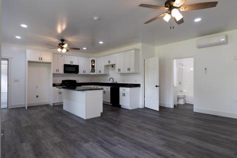 236 W Fourth Avenue Lobelville TN 37097