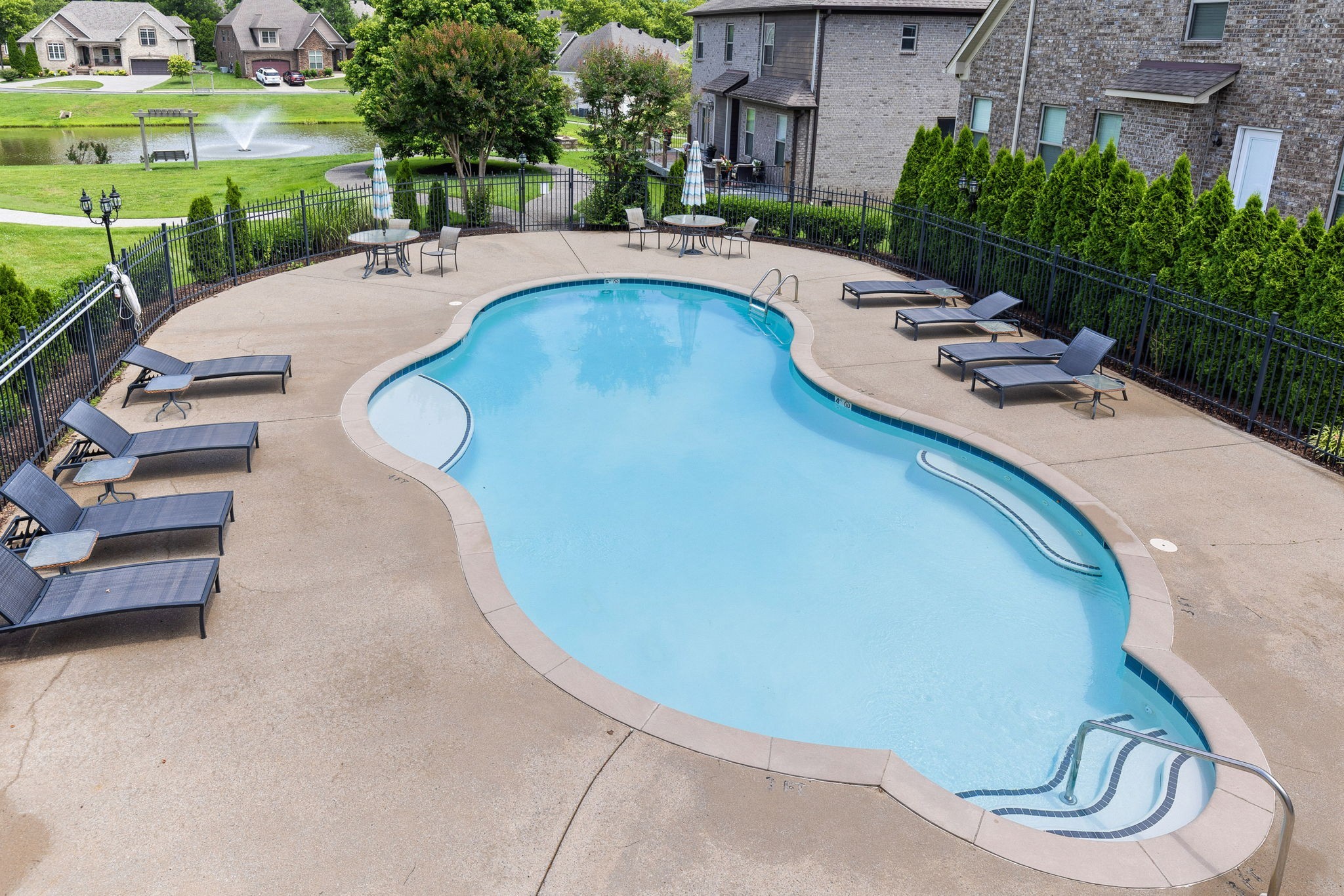 2068 Blackstone Drive Hendersonville TN 37075