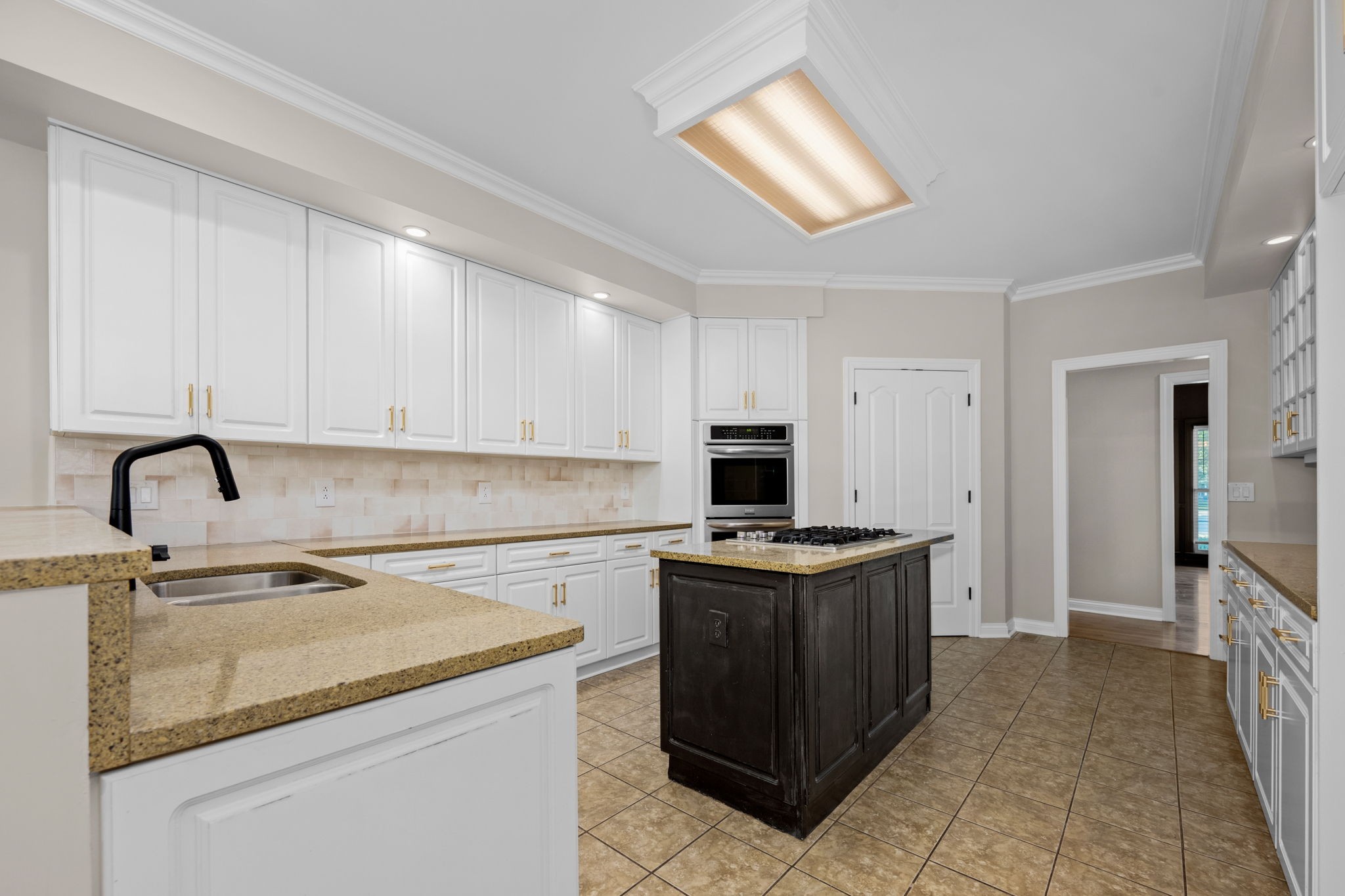 2003 Irby Lane Murfreesboro TN 37127