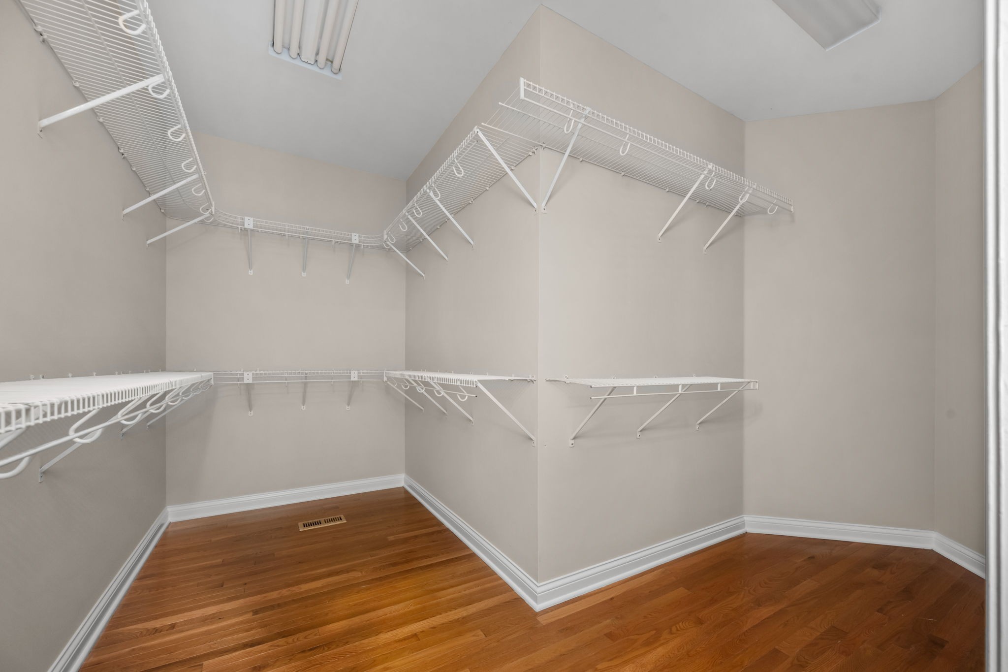 2003 Irby Lane Murfreesboro TN 37127