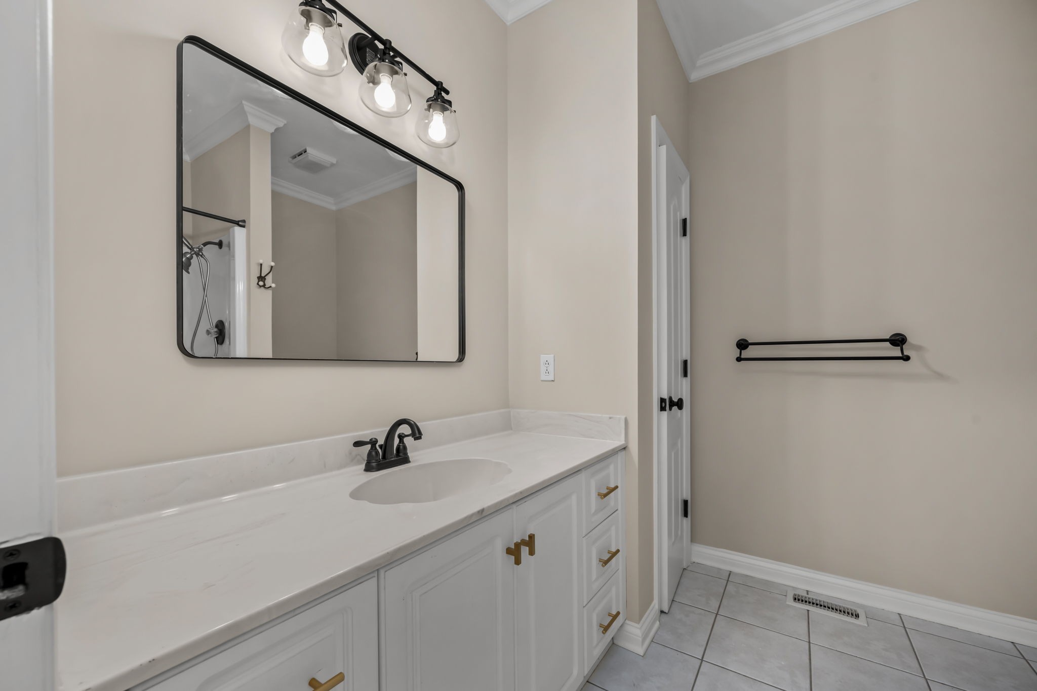 2003 Irby Lane Murfreesboro TN 37127