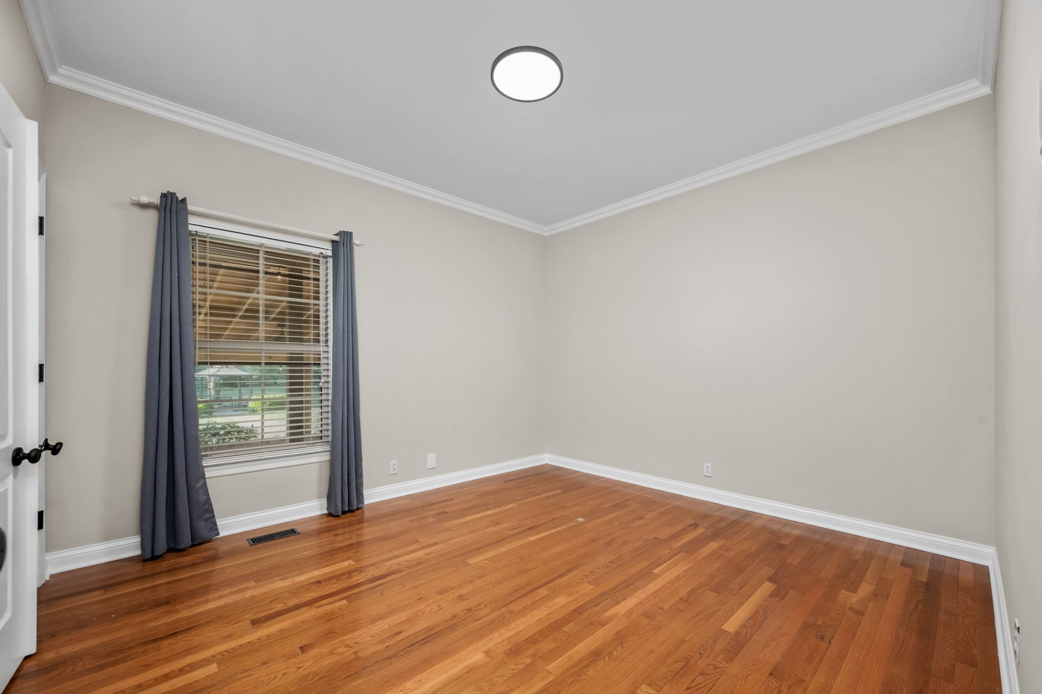 2003 Irby Lane Murfreesboro TN 37127