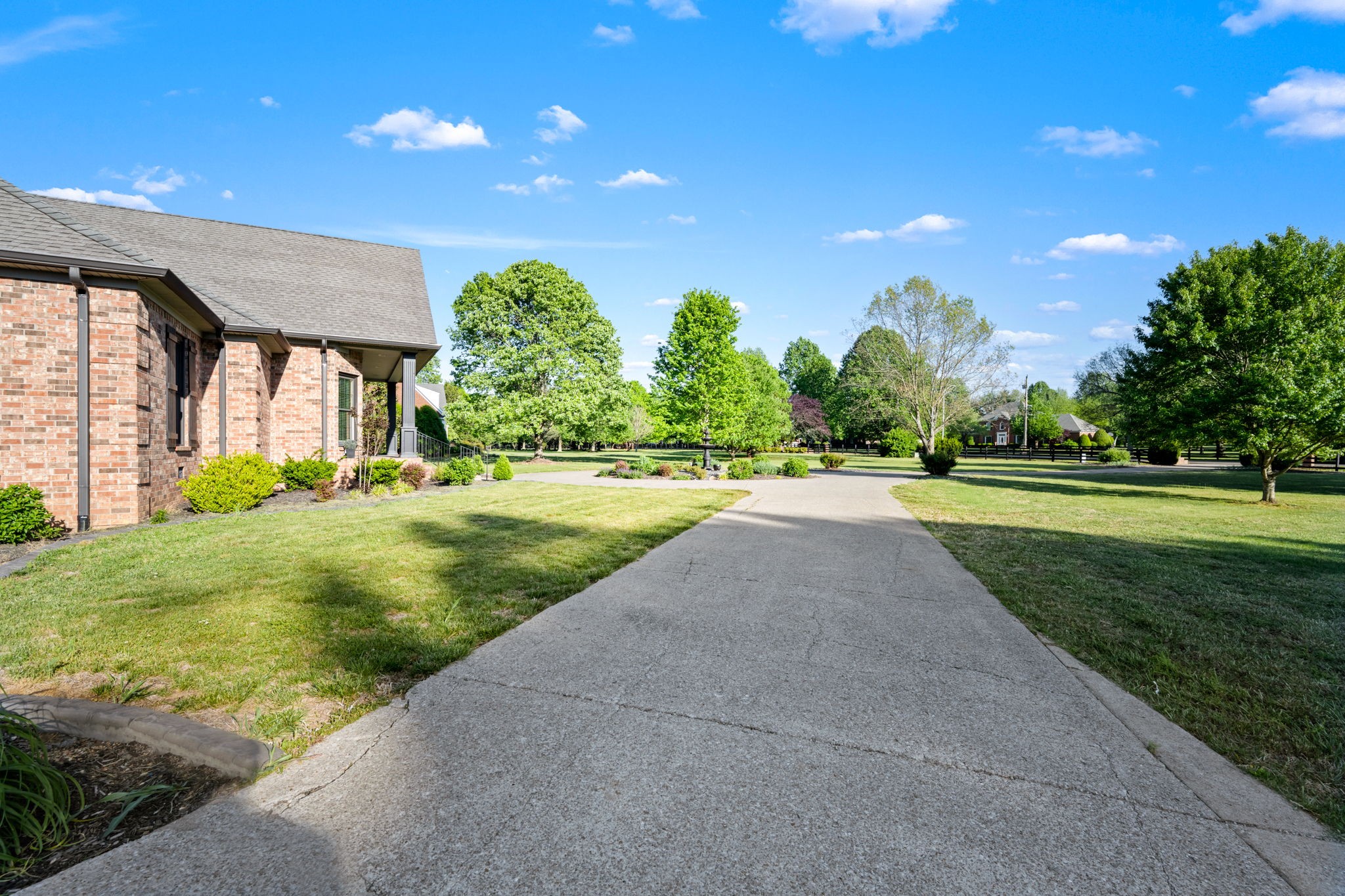 2003 Irby Lane Murfreesboro TN 37127
