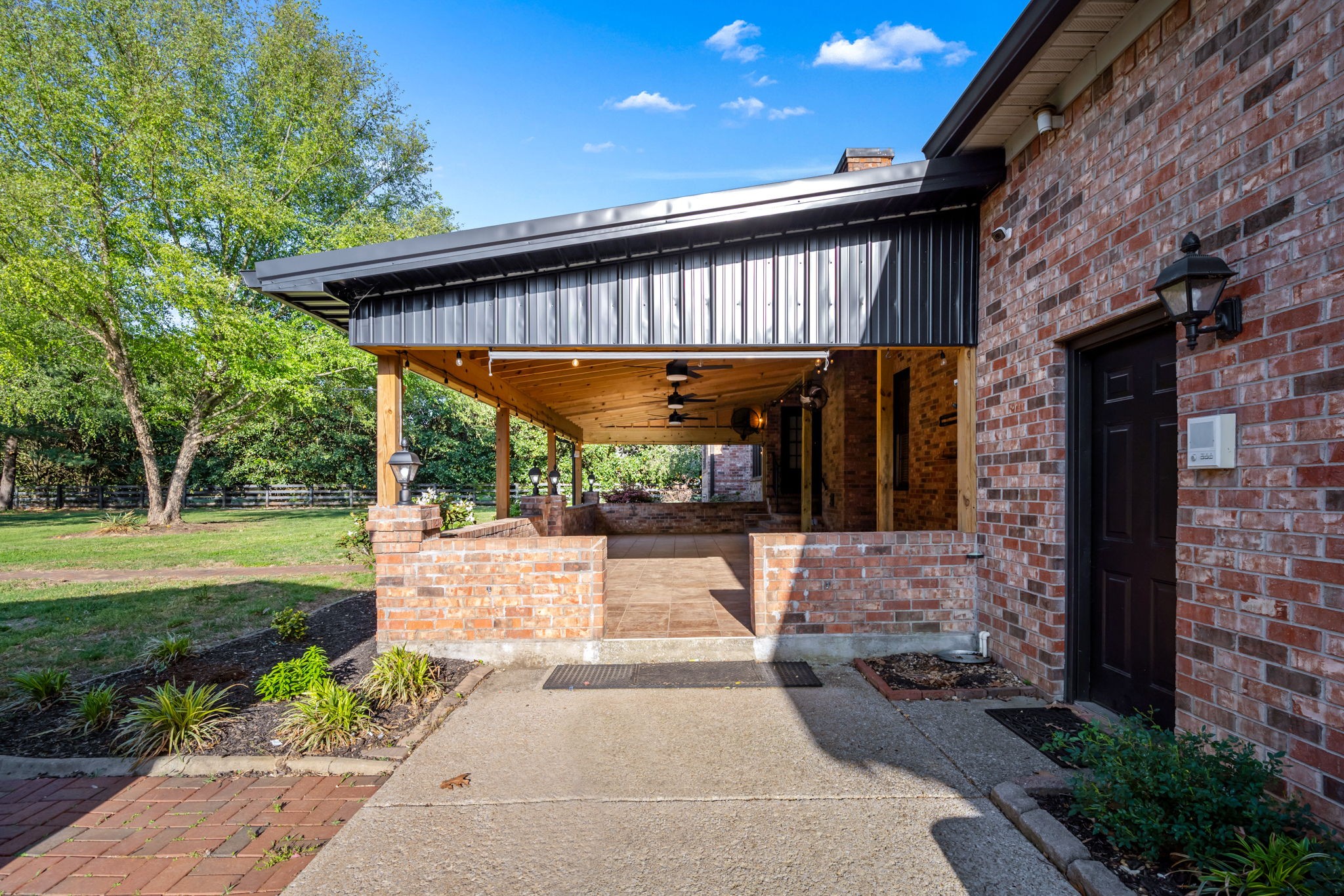 2003 Irby Lane Murfreesboro TN 37127