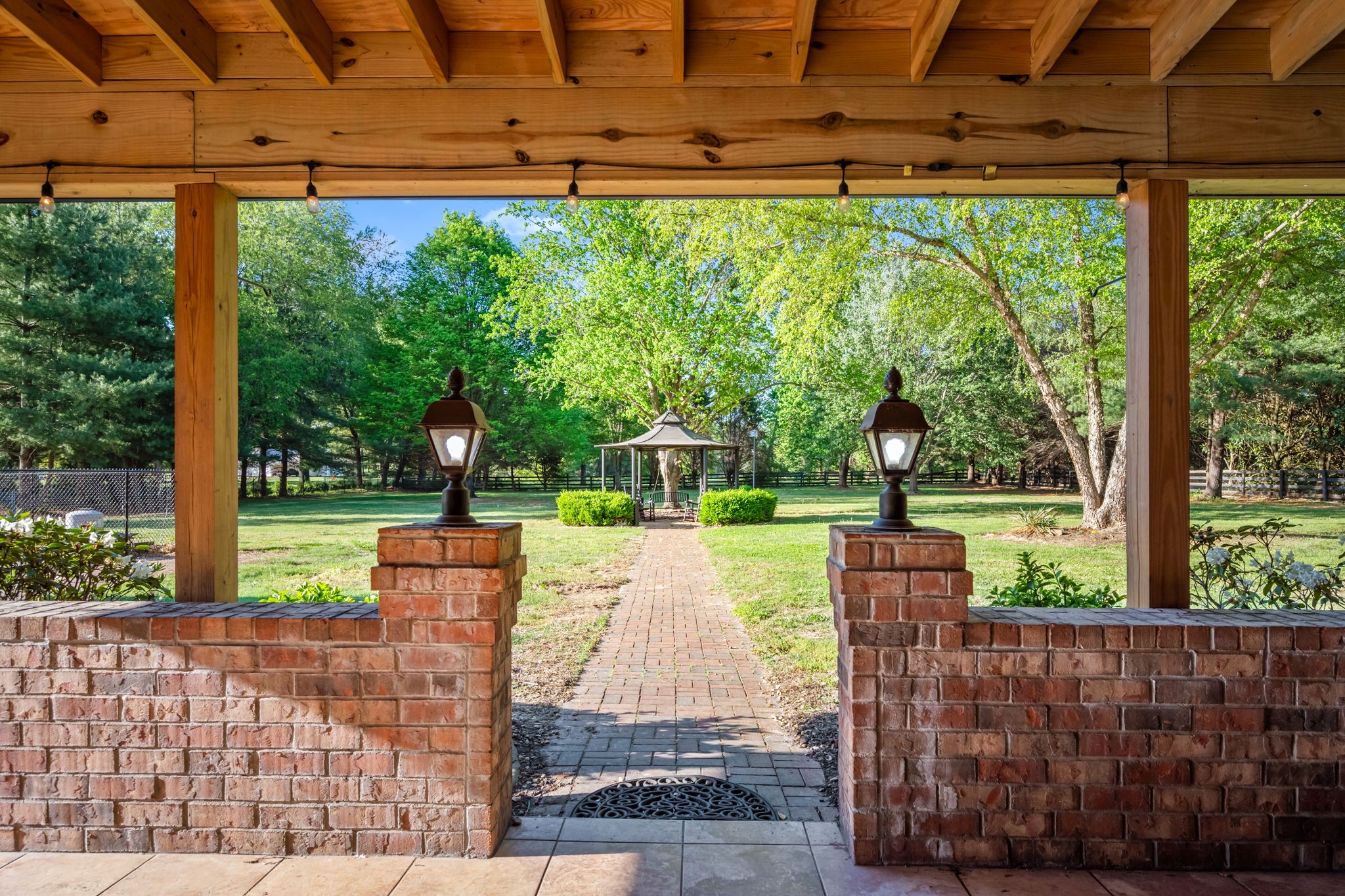 2003 Irby Lane Murfreesboro TN 37127